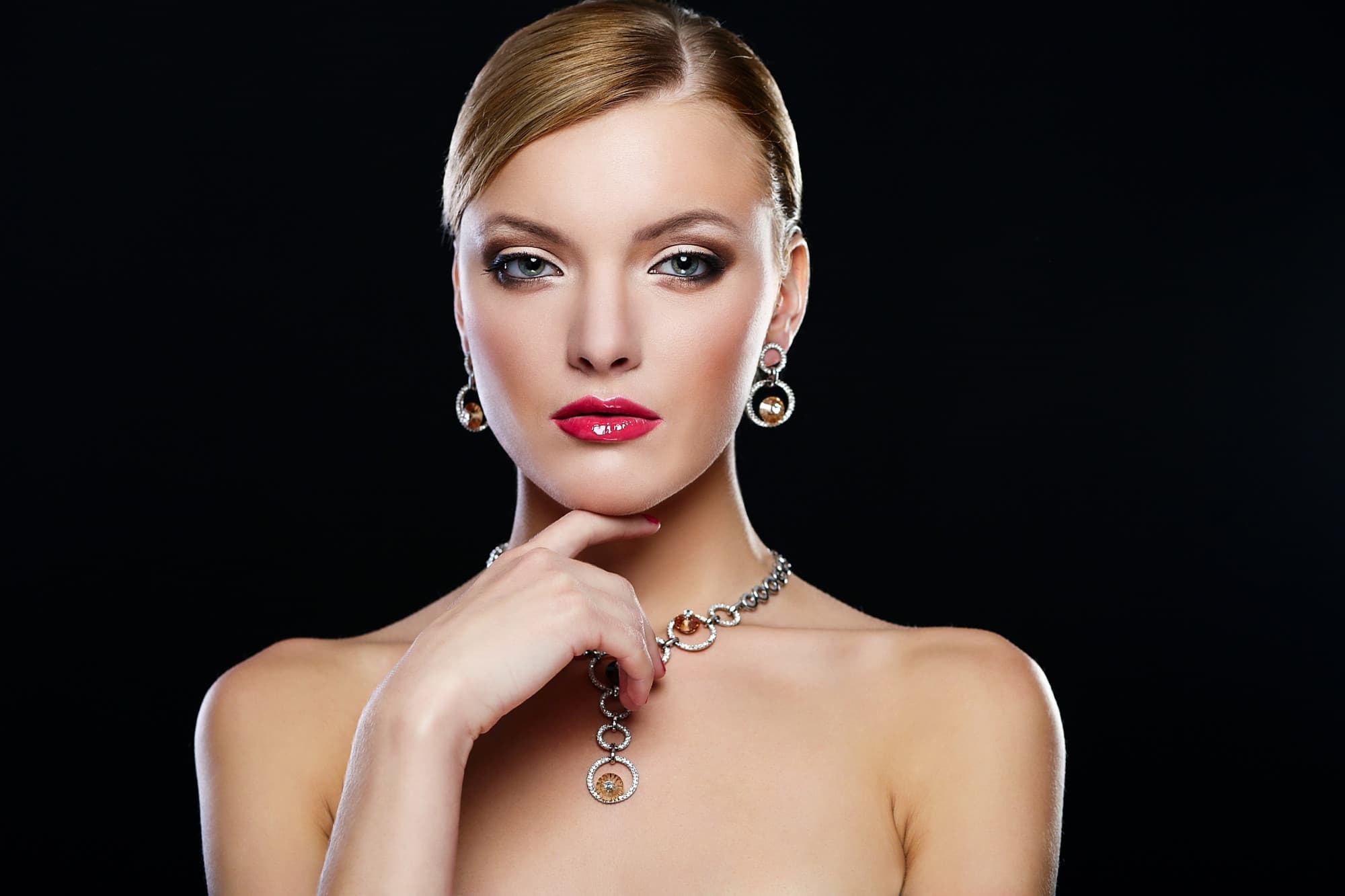 Elegance in
Every Detail